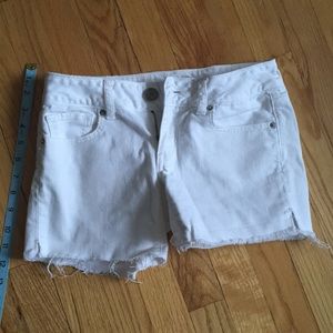American Eagle Outfitters EUC sz 0 white shorts
